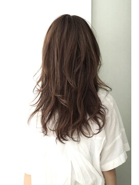 ケアシンサイバシ(CARE shinsaibashi) 外はね+ほんのり内巻きカールスタイル