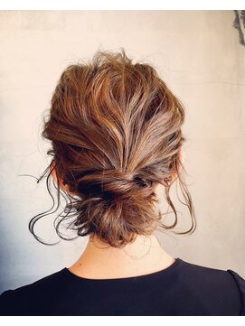 フラッシュ ヘアーアンドスキン(Flash hair&skin) #結婚式ヘア#ゆるモテアレンジ