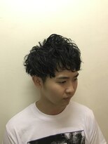 パティオンツー(PATIONN2)&nbsp;メンズ無造作ネープレスツーブロックハードパーマスタイル