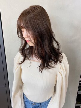 ヌイ 横浜(nui) グロスベージュ_くびれミディラベンダーカラー