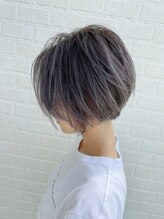 サニーツリー(Sunny tree) ショートボブ。バレイヤージュカラー