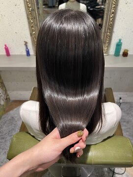 ムーン(moon) #ロングヘア #グレージュカラー #ボブウルフ#ココアベージュ