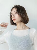 20代30代大人かわいい斜めバングデザインカラーシルキーベージュ