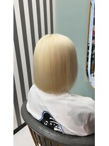 リエコー(RE'ECHO)&nbsp;ホワイトブロンド/ボブ