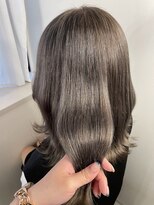 ココルアナ(coco luana)&nbsp;グレージュカラー/韓国/ブリーチ/髪質改善