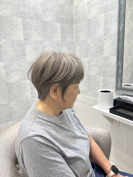 イーズ バイ インス(Yeeee.s by INCE) 白髪ぼかし/白髪改善カラー/ショート/透明感カラー/脱白髪染め