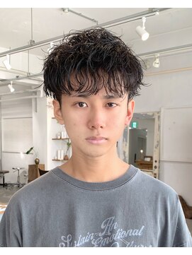 キジ(kiji) 刈り上げマッシュパーマ波巻きスパイラルパーマシャドウパーマ