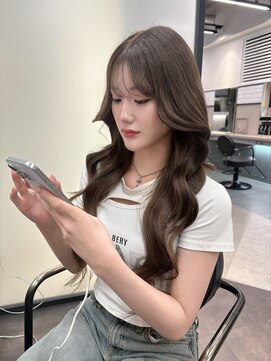 リリー(Lilley) 【稲永麻衣】コリエク+羽エクステ+コリアンエクステ+韓国ヘア