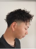 一宮メンズフェード×スパイラルパーマアップバング刈り上げ