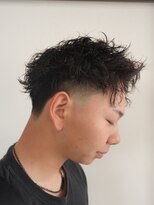 アストロ(ASTRO)&nbsp;一宮メンズフェード×スパイラルパーマアップバング刈り上げ