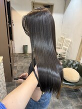 ブロンド(Blonde.) 〈秋カラー/オリーブグレージュ/透明感カラー〉