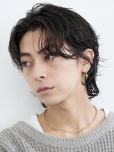 メンズウルフにパーマのデザインで、男らしい無骨な印象に＊帽子をかぶってもカッコいいシルエットに＊