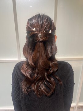 トッカ 高槻店(tocca) 上品なハーフアップアレンジ