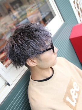 オンフリーク(ONFLEEK) シルバーメッシュ×ツイストスパイラルパーマ