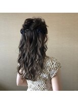 ザ シー 海老名(The C)&nbsp;[The C 岩崎] おフェミ可愛い◎くるりんぱハーフアップ(^^)