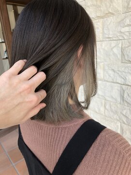 ブランシェ神領店 ダークグレー×シルバーインナーカラー☆《高橋》