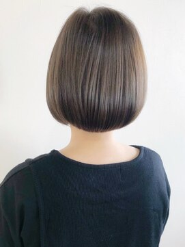 リコ(LIKO) 大人のミニボブ☆やわらかストレート/お手入れ簡単ヘア
