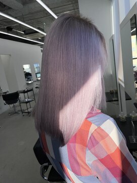エゴル ナゴヤサカエ(ENGOL NAGOYA SAKAE) ラベンダーカラー×淡い絶妙なハイトーン