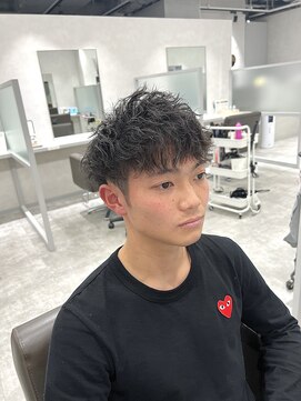 キートス(Kiitos) ツイストスパイラルパーマ