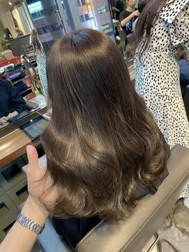 パリオ バイ コレット(Palio by collet) オリーブグレージュ×透明感くすみカラー