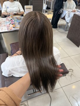 フォルテ 草薙店 オリーブグレージュ　西村ひより