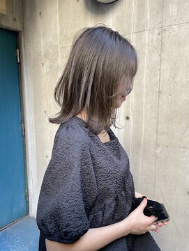 ニコフクオカヘアーメイク(NIKO Fukuoka Hair Make) 福岡天神/大人かわいいくすみカラー/赤み消しオリーブカラー