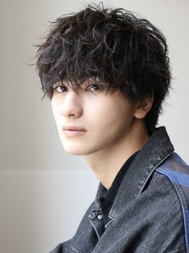 ルーシー 川越(LUCEY) ツイストスパイラルパーマ波巻きパーマシャドウパーマメンズ