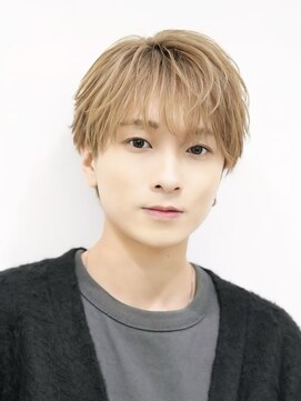 オーシャントーキョーウエスト 心斎橋 (OCEAN TOKYO WEST) ラウンドマッシュシースルーフェザーショートウルフ