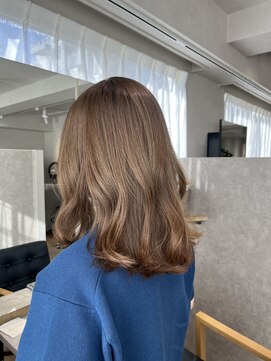 【柔らかい色味】オリーブベージュ