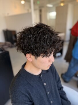 ソイクフ(SOY KUFU) メンズ刈り上げマッシュシャドウパーマスタイル