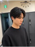 フェザーショート　フェザーパーマ　毛流れセンターパート