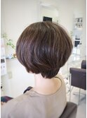 くせ毛を生かす◎ふんわりショートボブ