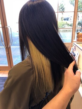 エメ バイ ヘアーポケット(aimer by hair pocket) *+aimerが叶える...イエローインナーカラー*