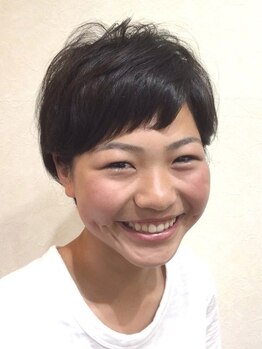 ギフト ヘアーアンドライフドレッサーズ(gift Hair&Life Dressers)の写真/季節のイメチェンに♪ツヤ髪ショートがオススメ☆360°どこから見ても可愛く魅える似合わせカットが大人気!