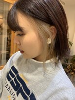 セーヌ(CEINE)&nbsp;ホワイトベージュのイヤリングカラーとチェリーレッドブラウン