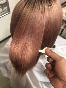 レガロ Regalo ヘアー メイク Hair makeの写真/【Regaloオリジナル酸性ストレート】1本1本の髪をストレートに！極上の美髪へと導く♪