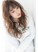 繊細ハイライトで色っぽさを醸し出すロングヘア池袋 池袋東口