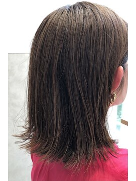 リトルクイニー(LittleQueenie) ボブスタイル