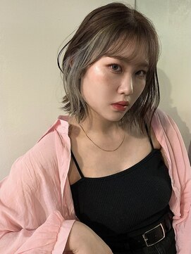 メイカ(MEIKA) 【 ボブ × インナーカラー × グレージュ 】浅野美紀