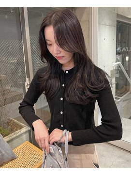 ロイリー バイ ローウェ 立川(Loely by Louwe) ベージュ/ハイトーン/レイヤー/ボブ/立川/髪質改善._.