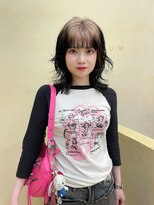 スニュウ(snuw)&nbsp;【snuw mina】レイヤーカット/ルーツカラー/ブリーチカラー/伏見