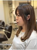 柔らかさと立体感で魅せる大人女性ハイライト×アッシュベージュ
