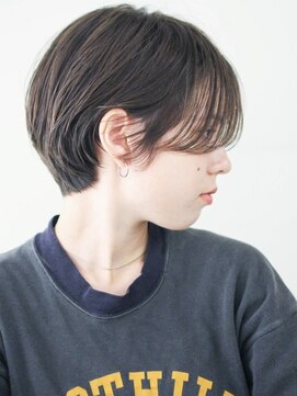 ルアン 上通り(ruen) 横顔美人　丸みショート　骨格矯正　似合わせカット　熊本