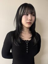 イェン(Yen.)&nbsp;ハッシュカットレイヤーカットデザインカラーハイライトカラー