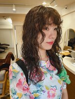 ハク メゾン(HaKU maison)&nbsp;オリーブベージュ/ロングカーリーパーマ/ロングスパイラルパーマ