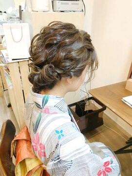 ロカット サロン(Roquat Salon) 浴衣着付けシニヨンアレンジ【ヘアアレンジ 立川南/立川/立川】