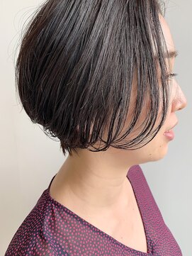 アウェイク(AWAKE) 透けバングのクールショートボブ【AWAKE渡辺康則】