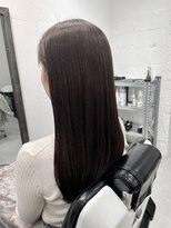 路地裏のアパート&nbsp;ワンレングスロング