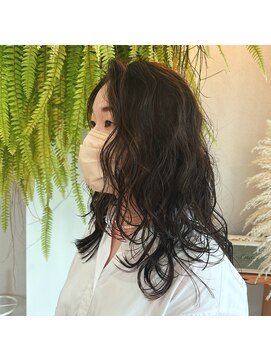 アクセヘアー 町田(acce hair) ロングヘアのウェーブパーマ