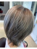 ネイキッド ヘアーズ ユニット(Naked HAIRS UNIT) 大人可愛い♪ショート
